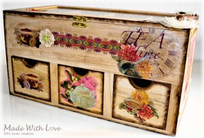 wooden tea box picture 3